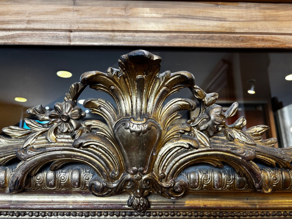 Miroir ancien de cheminée de style Louis XVI doré à la feuille de la fin du XIXeme siècle – Image 3